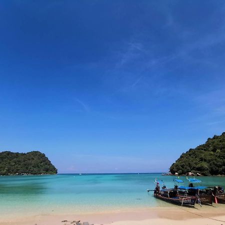 Pp Red Tuna Hut Phi Phi Islands Esterno foto